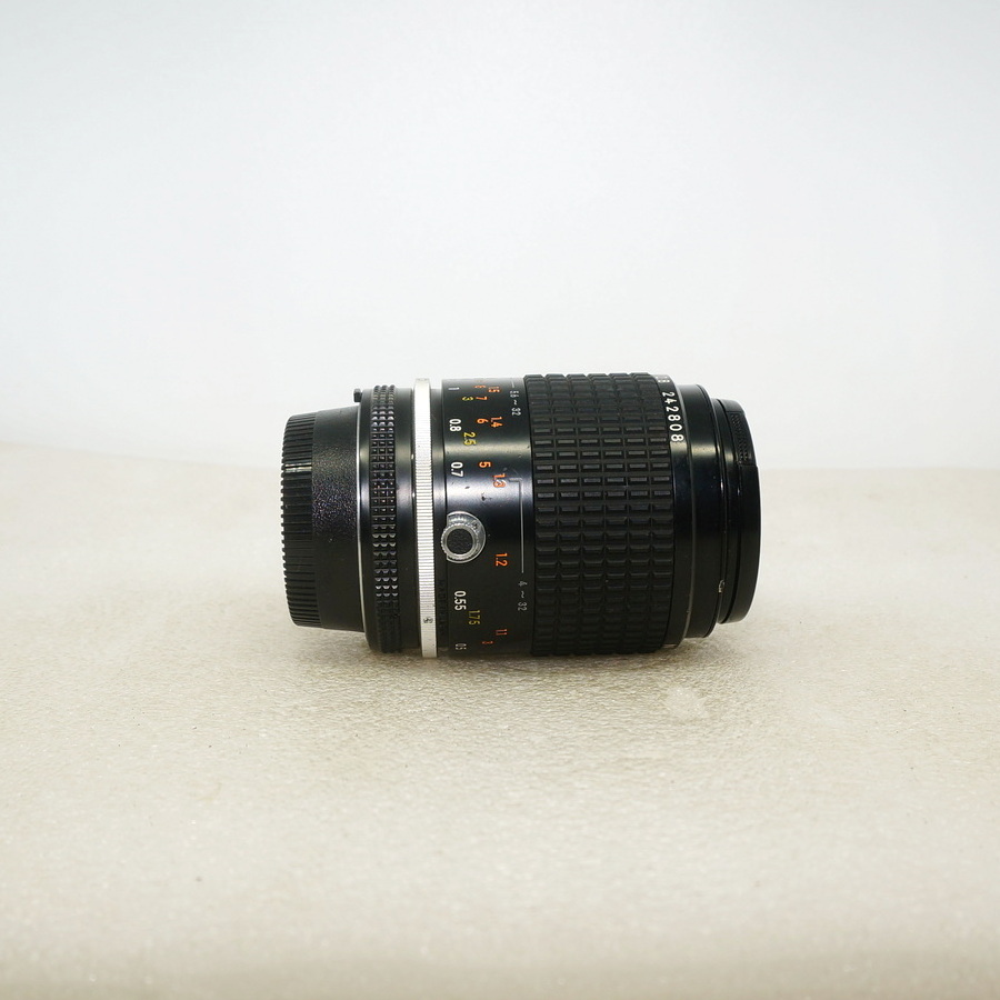 深海之眼:探索索尼A7C2/A7CR水下影像新视界