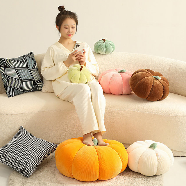 ສະເຫຼີມສະຫຼອງອິນເຕີເນັດງາມພຽງເລັກນ້ອຍ pumpkin ອ່ອນ super ໝອນສີສົ້ມ plush toy cushion sofa ຫ້ອງຮັບແຂກ bay window light luxury bedside cute
