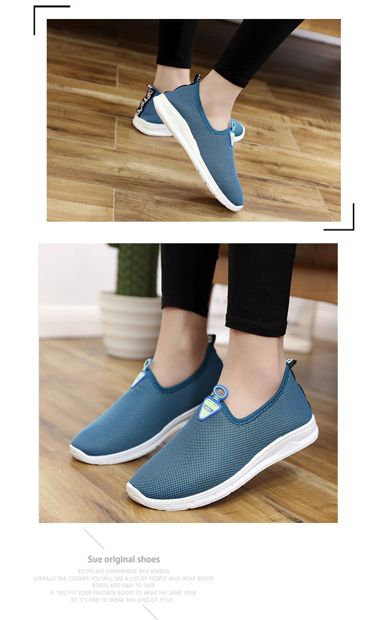 Giày Bắc Kinh cũ Giày thấp miệng nông Giày nữ đế bằng giày thông thường Giày thoáng khí mùa xuân và mùa thu mới một đôi giày đạp giày tây nữ
