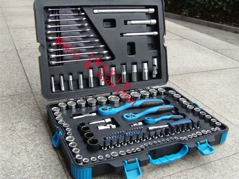 Taiwan NANYU Dongliang 126 pieces of sleeve spanner repairing car combined tool sleeves combined ratchet sleeves