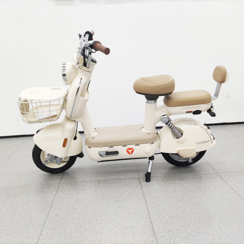 Yadea モダンライン電動自転車 長寿命バッテリー搭載 新モデル アプリ対応 サイドスタンドセンサー 滑り止め機能付き 2026
