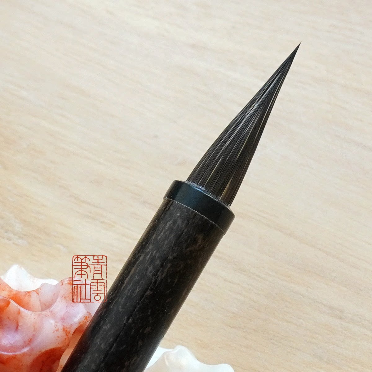 Qingyun Pen Society Jigu full of elasticity Pure special grade purple millimeter small brush sharp as a cone and as expensive as gold