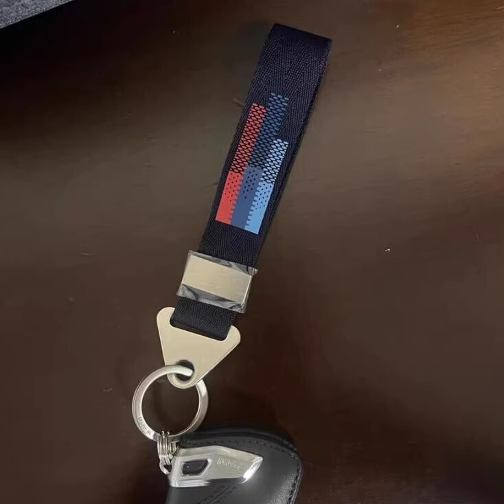 Original Bmw Keychain, Bmw Classic Key Lanyard, m Sport Series Classic Pendant Ring, 2017 Model with Minor Imperfections Original Bmw Keychain, Bmw Classic Key Lanyard, m Sport Series Classic Pendant Ring, 2017 Model with Minor Imperfections