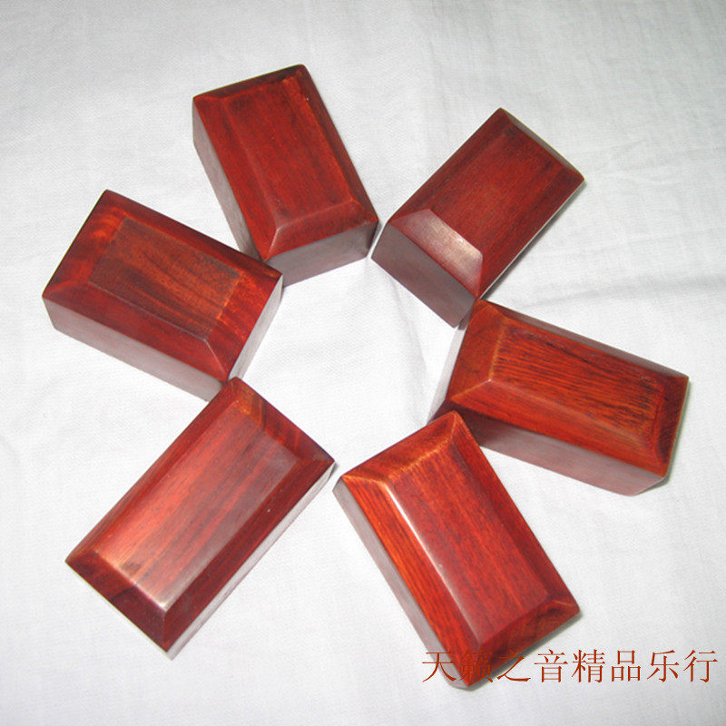 Professional performance using 1st level purple sandalwood Woke Wood Poor Breaking and Wood Can Be Carved in a lettering motif