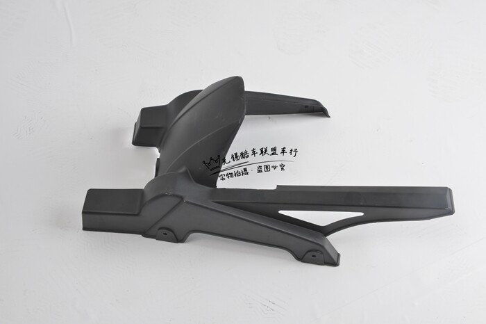 Sports car S CHAIN BOX GROUND FLAT WIRE CHAIN HOOD GOLDEN EAGLE CHAIN HOOD FUJIANG LONG CHAIN BOX YCR CHAIN BOX CHAIN LID