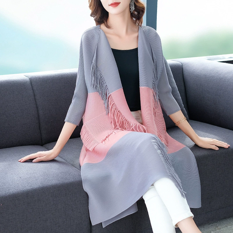 Áo khoác gió áo khoác cardigan Miyake mùa thu mới của phụ nữ có độ dài trung bình thời trang tua rua lỏng lẻo cỡ lớn xếp ly áo khoác giảm tuổi - Trench Coat