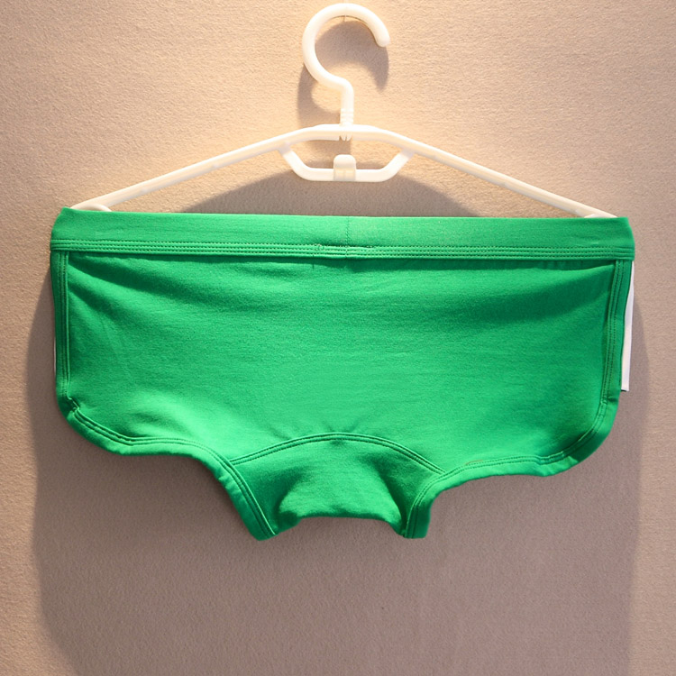 Đồ lót nam cotton đơn giản và thoải mái eo thấp thể thao thanh niên boxer đồ lót nam U lồi gợi cảm quần short đầu quần lót gợi cảm