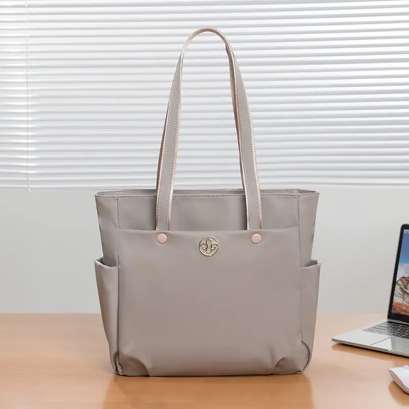 Tote Bag for Women 2025 New Large-Capacity Shoulder Bag, Lightweight Large Bag for Commuting, College Student Class Bag, Laptop Bag