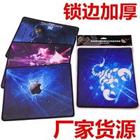 Color Crown Mouse Pad вокруг компьютера