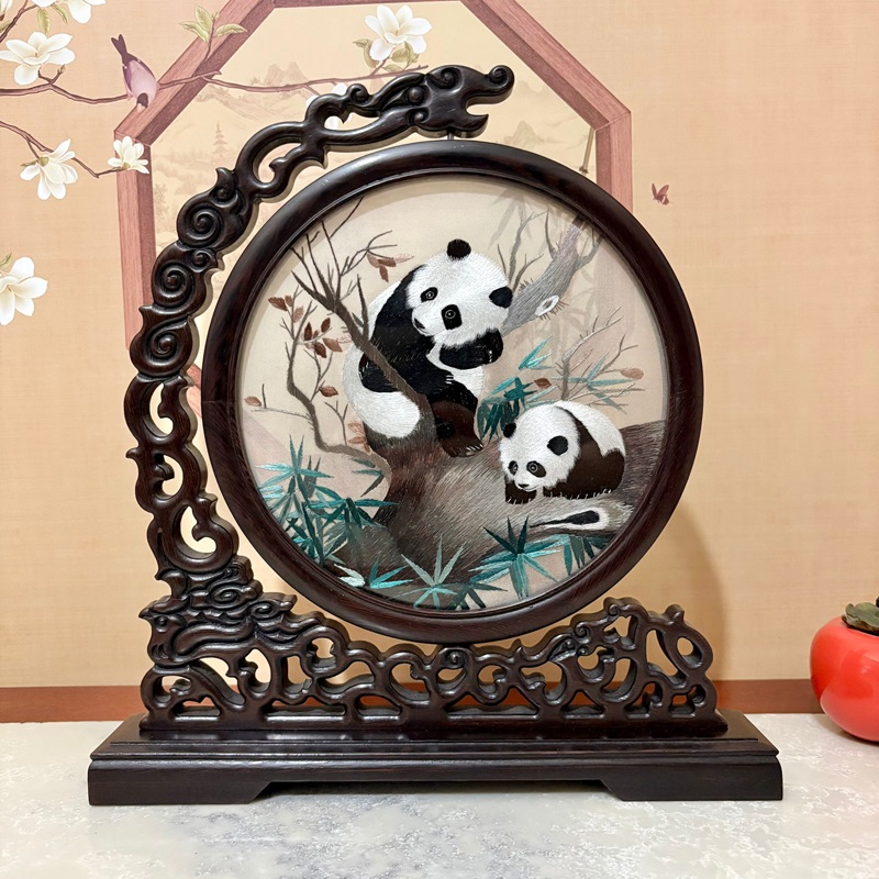 2025款万元订婚喜钱套装：传承与创新交织的艺术品