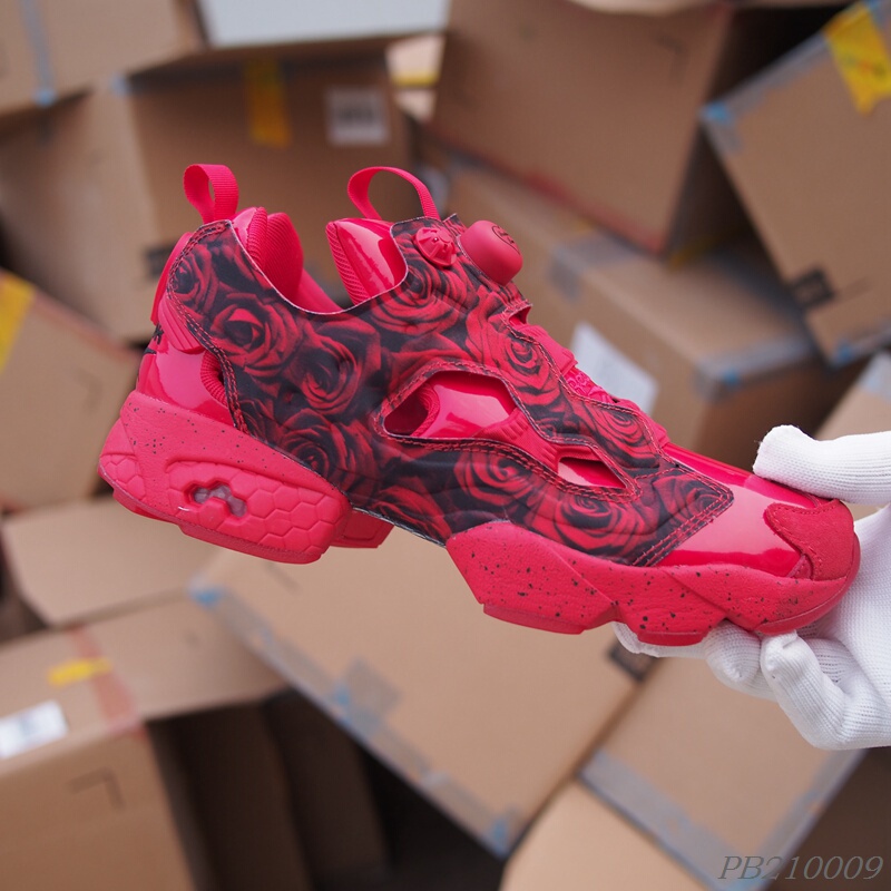 Reebok Instapump Fury Og Mu Valentine's Day Limited Edition Inflatable Running Shoes for Men and Women Dv9585