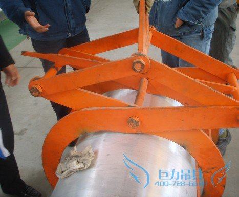 Manufacturer straight for round steel hanger clamp hanger round steel lifting pliers 1 2 3 ton opening 200-600