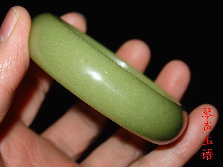 31085