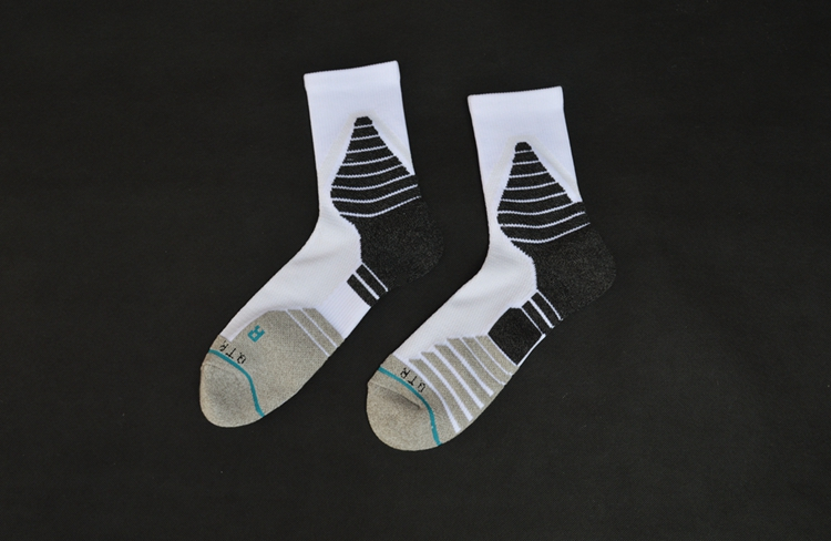 Vớ bóng rổ cực dài Các mẫu Terry dưới đầu gối Phiên bản cầu thủ chính thức Tất ưu tú tất cao cổ