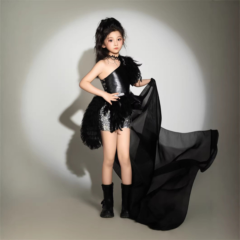 Girls' Black Trailing Gown for Night Performances, Sweet and Stylish Pkt Stage Model Runway Fashion, Bold Trendy Outfit for Performances