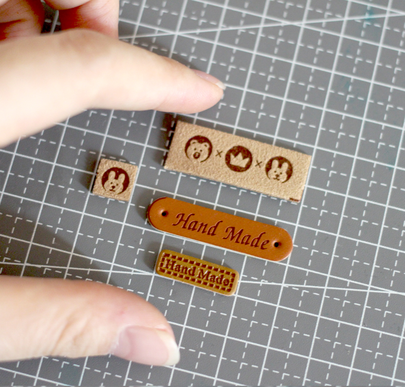 Mini-clothes leather label Handmade PU leather label bjd ob11 handmade cloth art stick Needle Ornament Accessories