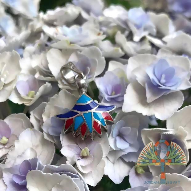 Y03 Egypt imports silver decorated pure hand to create silver decorated retro sleeping lotus flower red studded pendant
