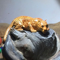 Thuja root carving wood carving wool root tree root log leopard dead wood natural weathered wood Taihang carving handlebar ornaments