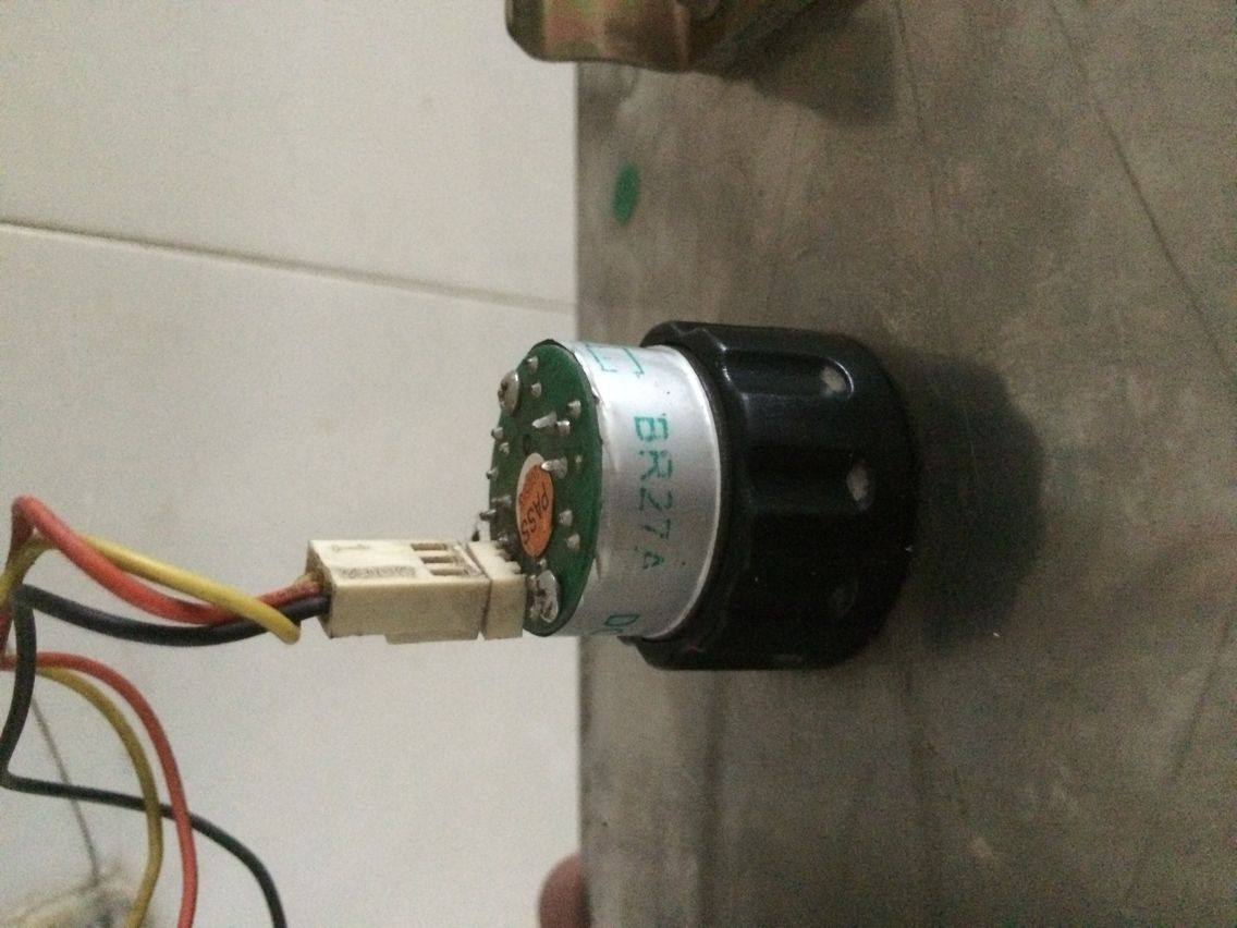 New OTIS Austria's Slift accessories Wessio's Sbutton BR27A three-pin four straight needle four crosspins