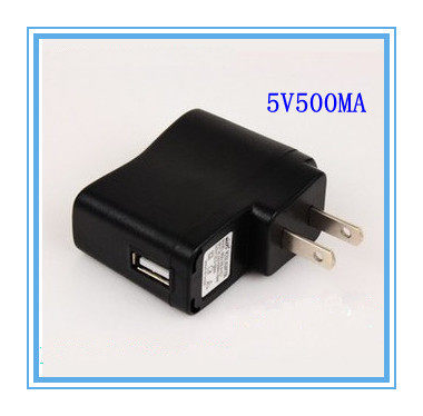 Ordinary mobile phone MP3 MP4 charger Plug-in card small speaker small table lamp USB straight charging head