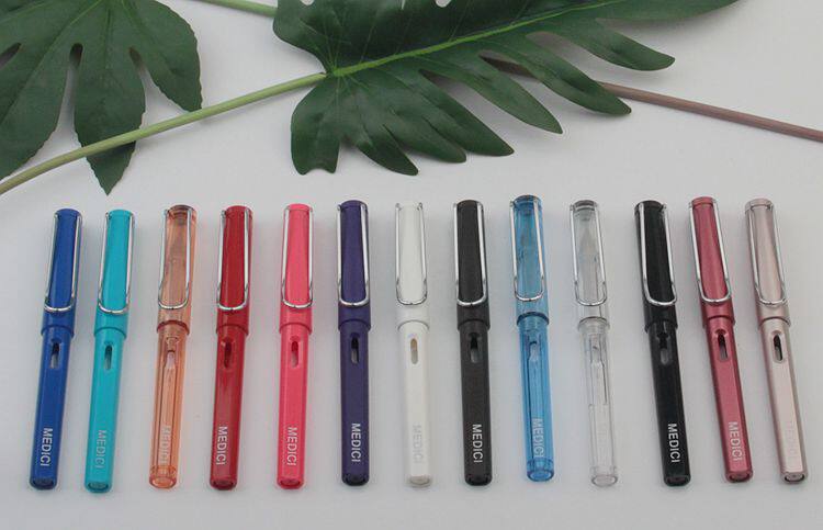 Official MEDICI May's Chic 600 Zhengpose pen suit students with office gift pens