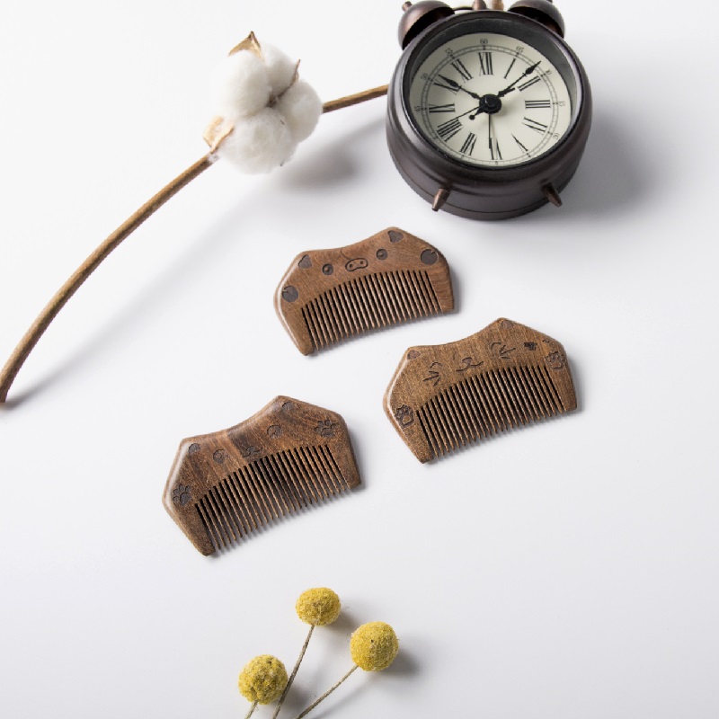 Fine Cute Cat Comb Portable small comb massage Scalp Antistatic Multifunction Sandalwood Comb-Taobao