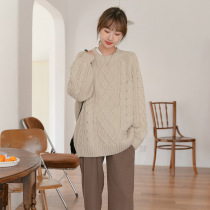 Autumn New pregnant women loose size Belly Belly slim round neck sweater foreign tide mother wear sweater 1003