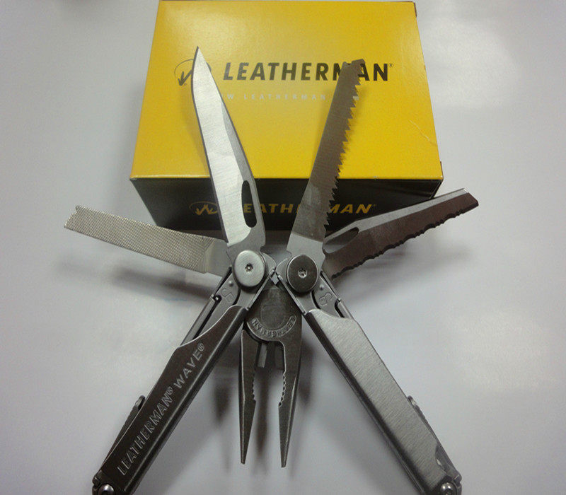 American Letterman Leatherman multifunction tool pliers WAVE white wave outdoor spot 2015