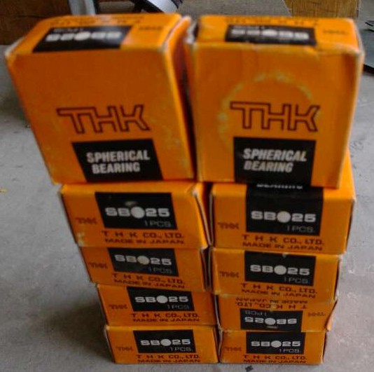 THK spherical joint bearing SB25 Japan imported bearing THK SB25 inventory processing 10
