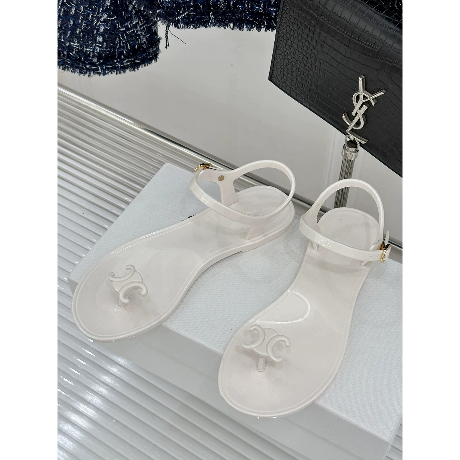 Открытая форма высокое разрешение макарон украшенный Арх э Триумф sandals шлепанцы для женщин 26 желе каникулы плоские сандалии