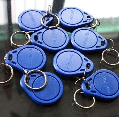 IDIC 3 Number of keys to lock the card