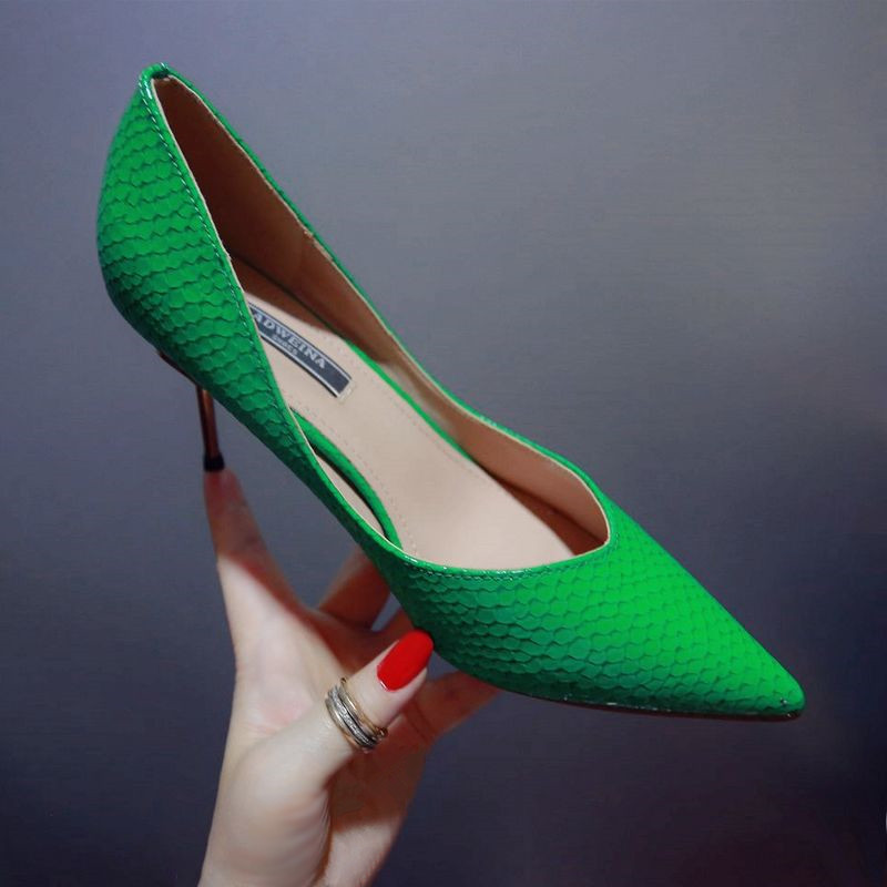 High-End Stiletto Heels, Shallow Mouth Patent Leather Shoes, Crocodile Pattern Fashionable Green Pointed Toe High Heels, Metal Heel Snake Pattern Women's Shoes