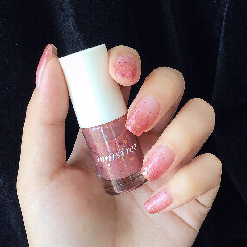 Domestic Innisfree nail polish 64 rose thorn 66 sugar plum fairy 47 blueberry smoothie No. 1 white cream