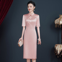 Wedding moms dress noble young 2024 spring and summer happy mother-in-law wedding party qipao Festive Dress 51 Wedding Gown