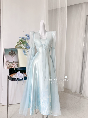 [Пятно] Лилия Лилии