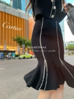 Темперамент, достойная черная юбка из рыбьего хвоста