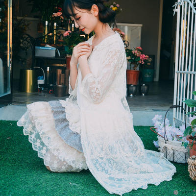 taobao agent Summer lace long cardigan, 2017 trend, V-neckline, mid-length, with embroidery, UV protection