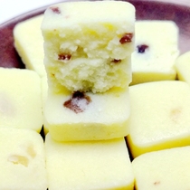 Fresh Cow Milk Crisp Cheese Totem Pasture Fruit Grain Milk Cheese Fruit Cow Cheese Yogurt Block Children Casual Snacks Snack