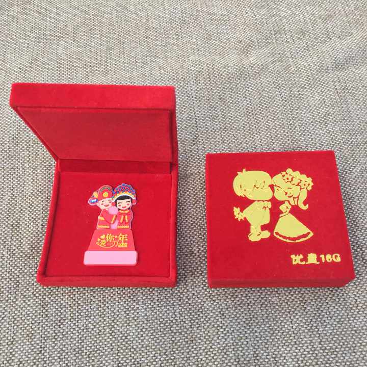 New wedding USB flash disk 16G wedding USB flash disk 8G 32 card USB flash disk Cartoon USB flash disk Groom and bride USB flash disk