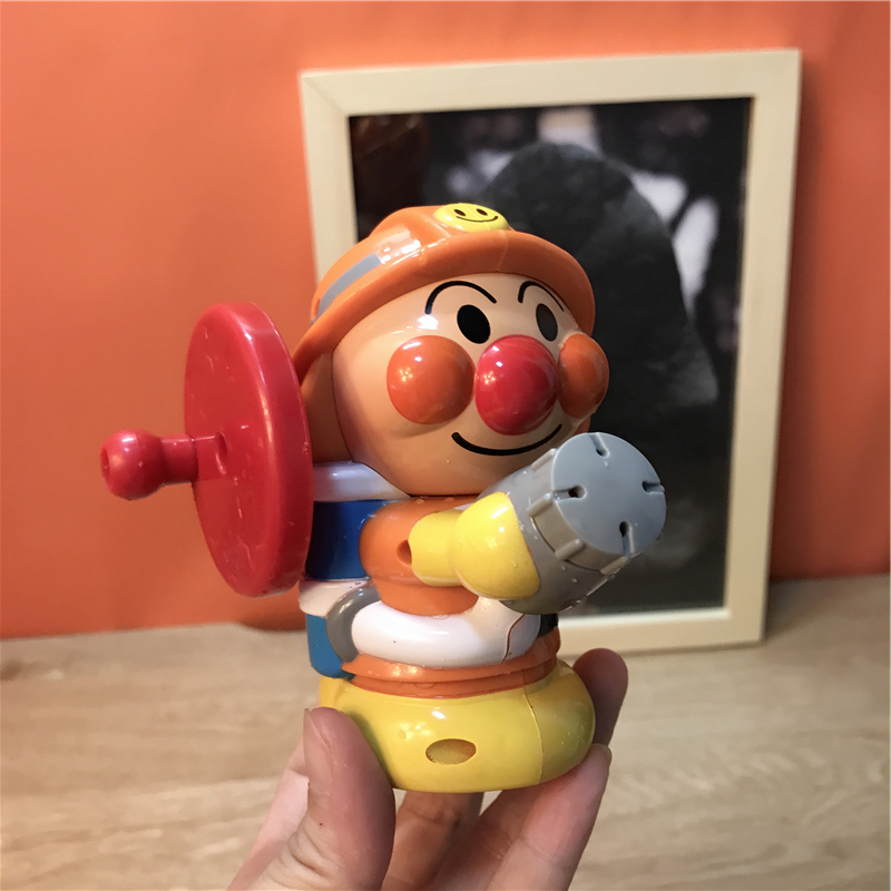 Japan Anpanman fireman water spray water gun Children's hand rotating water gun Baby bath water toy