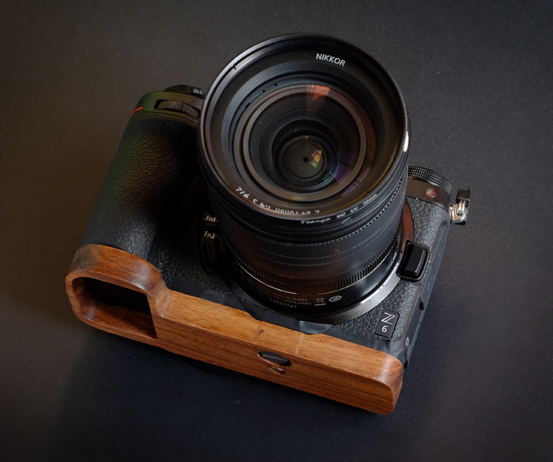 Old Tiger Pincers Design Walnuts Wood Handle Suitable for Nikon Nikon Z7 Z6 Z6 Z72 Z62 Z62 II