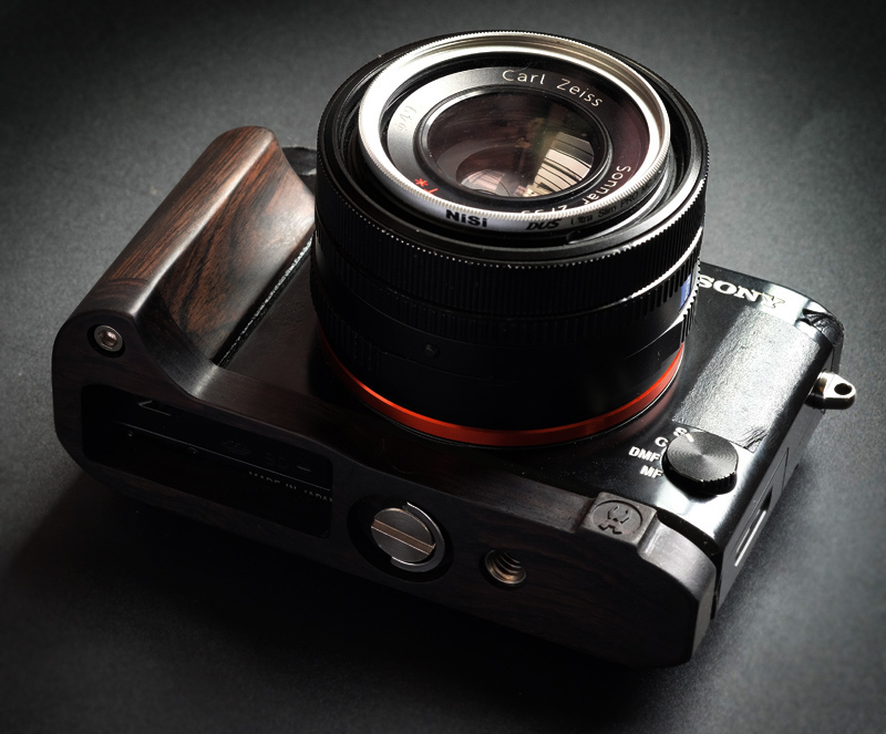 Old Tiger Pincers Original Design Black Sandalwood Handle Suitable for Sony Sony RX1R2 RII Brief Edition