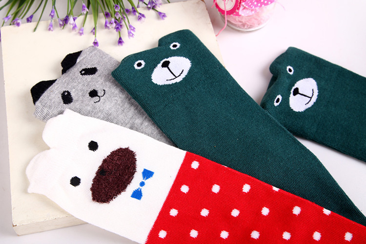 Các mẫu mùa xuân và mùa thu trên đầu gối của trẻ em vớ trẻ em gái hoang dã trẻ em vớ cotton phiên bản Hàn Quốc thời trang trẻ em cao cấp