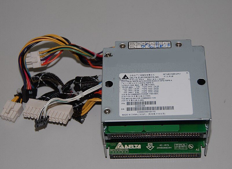 Delta Server Power Backplane DPS-750PB AE30694-005AC-075 A Power Cage