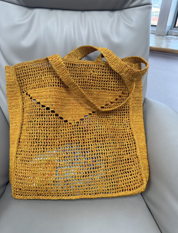 Fukuko's New Ginger Yellow Raffia Hollow-Out Tote Bag for Women, Hand-Held and Shoulder-Worn, Suitable for Vacation and Beach Use Fukuko's New Ginger Yellow Raffia Hollow-Out Tote Bag for Women, Hand-Held and Shoulder-Worn, Suitable for Vacation and Beach Use