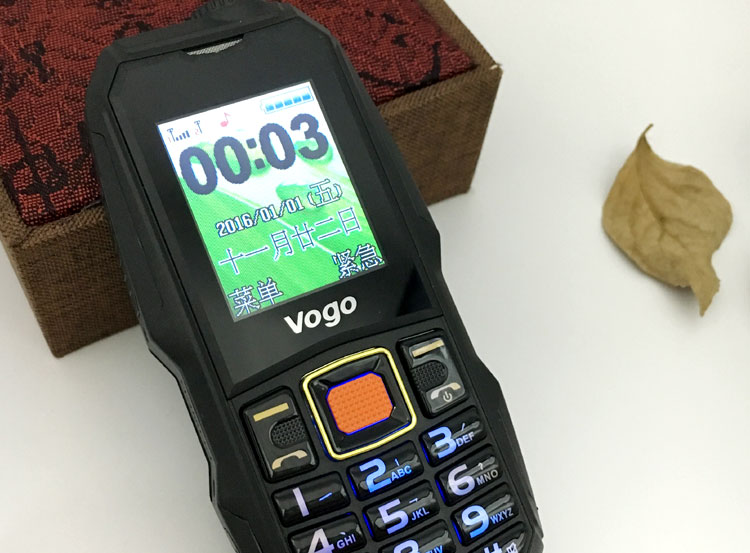 Mới vogo c155 ba đèn pin điện chống quân sự QQ mini không có máy ảnh cũ chức năng điện thoại di động nhỏ