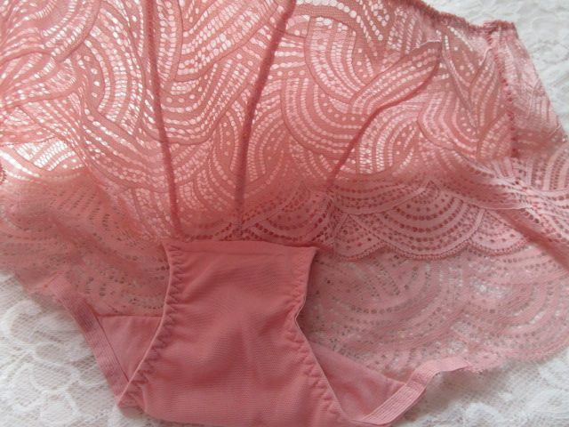 Yuan New thin sexy hollow middle triangle in spring and summer New Trace Lady underwear XL XXL XXXL