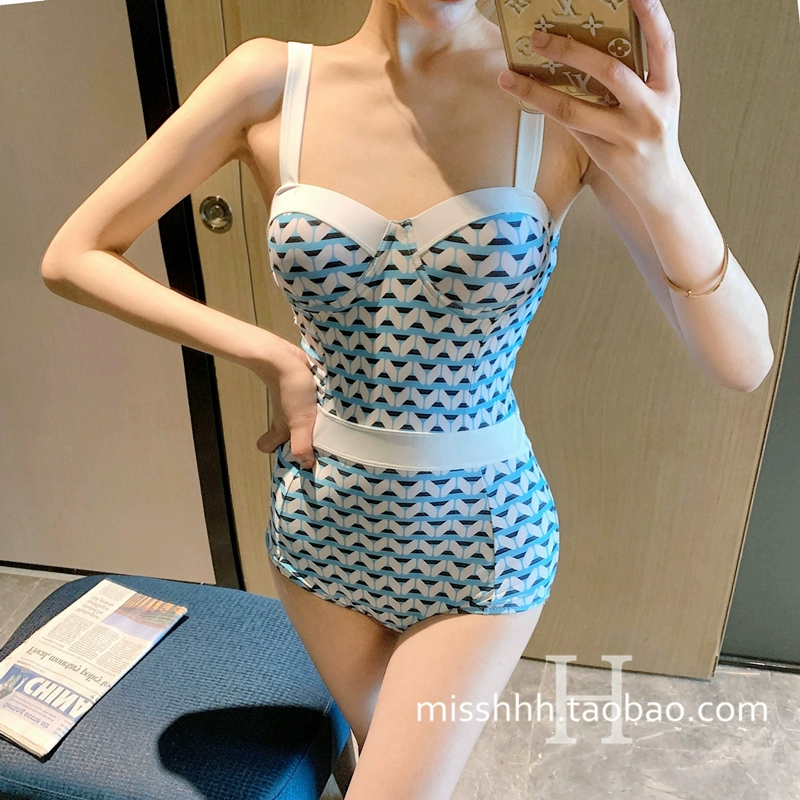 in nhỏ tươi in ấn thương hiệu lớn sexy che bụng thon gọn ngực nhỏ Kỳ nghỉ mỏng tam giác áo tắm một mảnh nữ suối nước nóng - Bộ đồ bơi One Piece