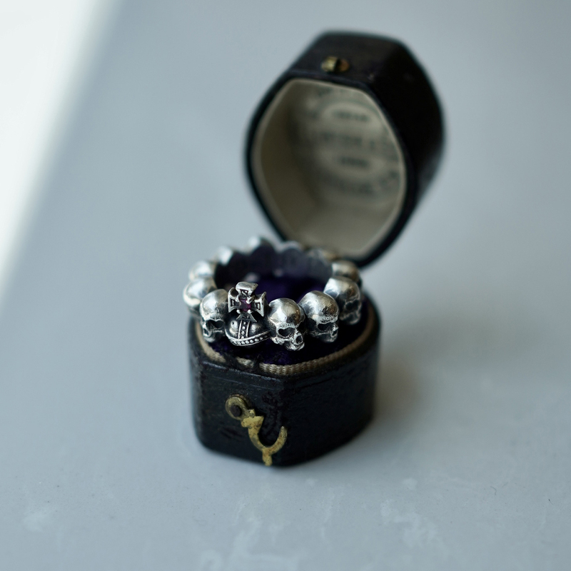Water Lily of All Time, Original Design 925 Sterling Silver Ring, Skull Heart, English Lettering, Heavy Craftsmanship, Vintage Texture Ring Water Lily of All Time, Original Design 925 Sterling Silver Ring, Skull Heart, English Lettering, Heavy Craftsmanship, Vintage Texture Ring