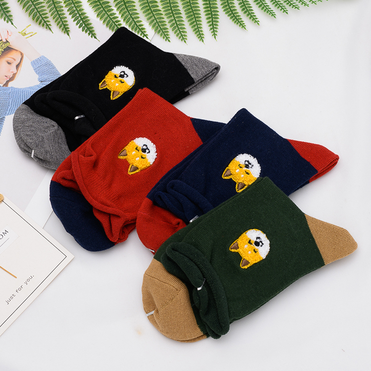 Miruoke socks fine protection association Martin boots with women's ins tide autumn mid-tube socks pure cotton cartoon color matching